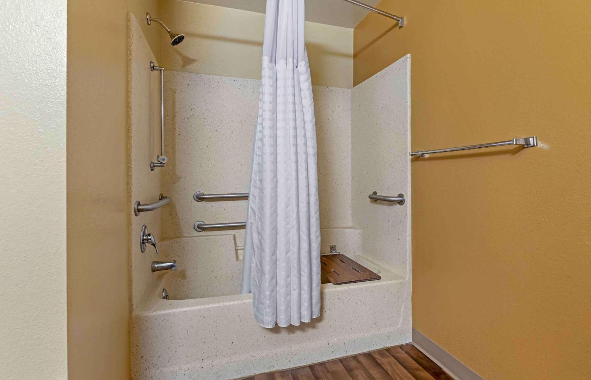 Extended Stay America Select Suites - Madison - Old Sauk Rd Екстериор снимка