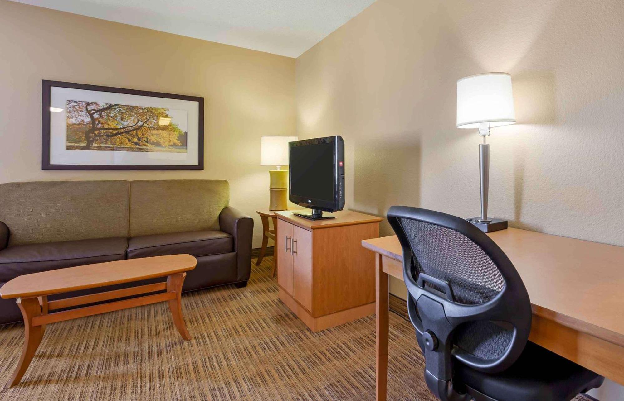 Extended Stay America Select Suites - Madison - Old Sauk Rd Екстериор снимка
