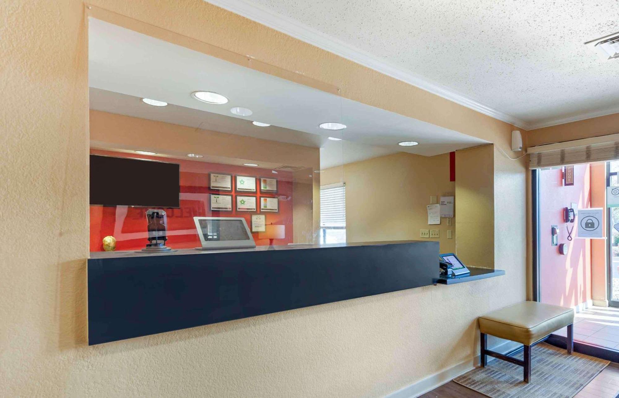 Extended Stay America Select Suites - Madison - Old Sauk Rd Екстериор снимка