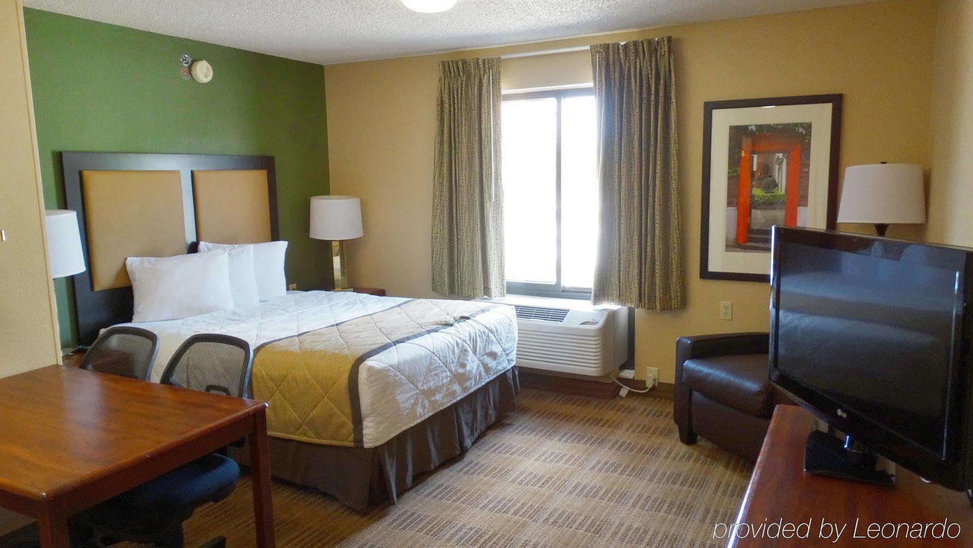Extended Stay America Select Suites - Madison - Old Sauk Rd Екстериор снимка